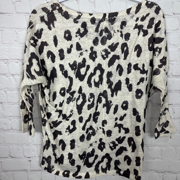 Charming Charlie Art Animal print 3/4 Sleeve knit top‎ shirt blouse, sz M - Picture 3 of 4
